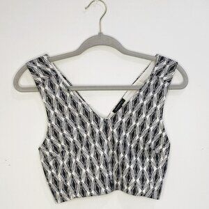 Dynamite - Sleeveless, Crop, Zip Back, Black & White, Top, Size S